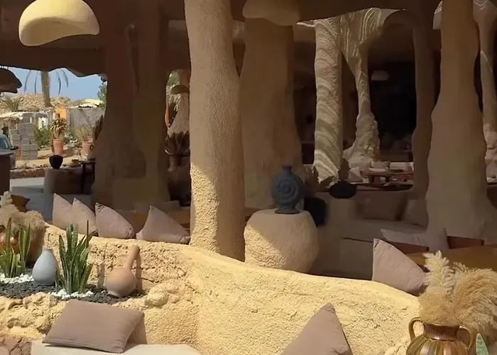 Resort Coral Harem Uno *